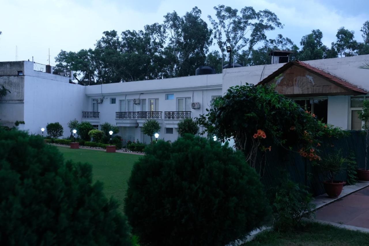 Black Mango Resort Kala Amb Εξωτερικό φωτογραφία